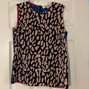 DVF  100% Silk Print Tank Top. Animal print. Size P. Small